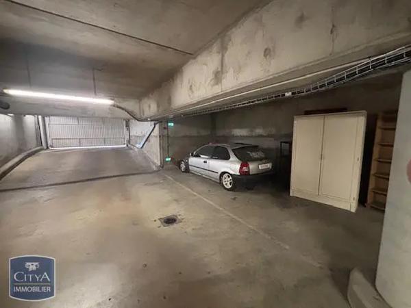 Parking à vendre 15m²