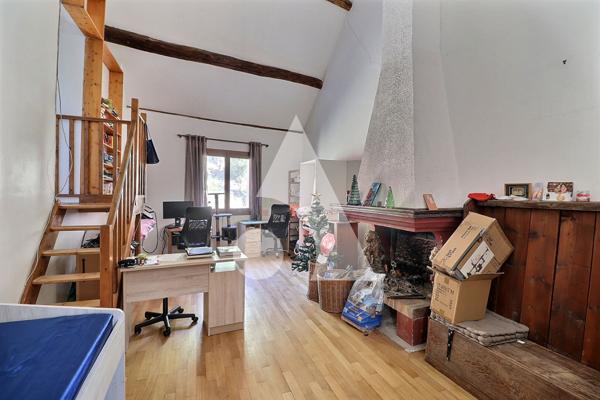Maison 7 pièces 197 m2