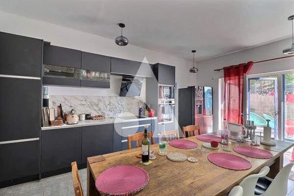 Maison 7 pièces 197 m2