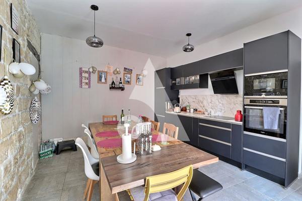 Maison 7 pièces 197 m2