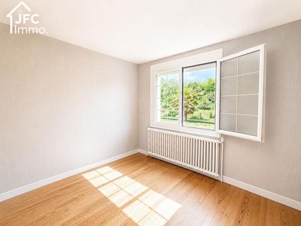 Maison Soissons 7 pièce(s) 112 m2 + terrain, 3100 m²