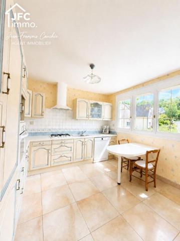 Maison Soissons 7 pièce(s) 112 m2 + terrain, 3100 m²