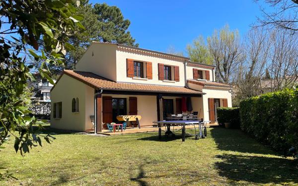 Maison à vendre    6 pièces •  Le Teil