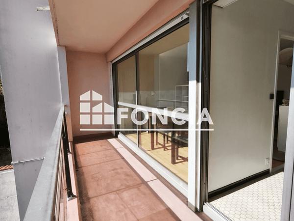 Location Studio meublé 31.68 m² - 134 COURS DE L'YSER Bordeaux 33800