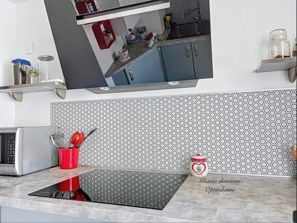 Grand T3 -68m² /PARKING- BALCON à deux pas des bords de Marne .