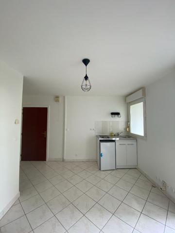 STUDIO CENTRE VILLE MONTGERON