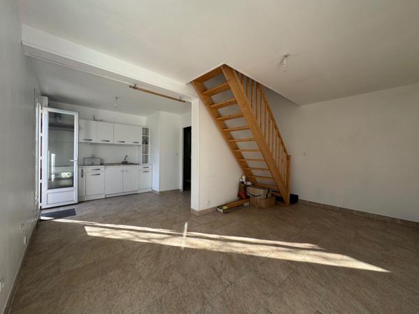 COUP DE CŒUR – DOUBLE HABITATION AUX COTEAUX, CALME ABSOLU ET FORT POTENTIEL