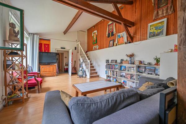 Proche ligne 8, commerces et écoles