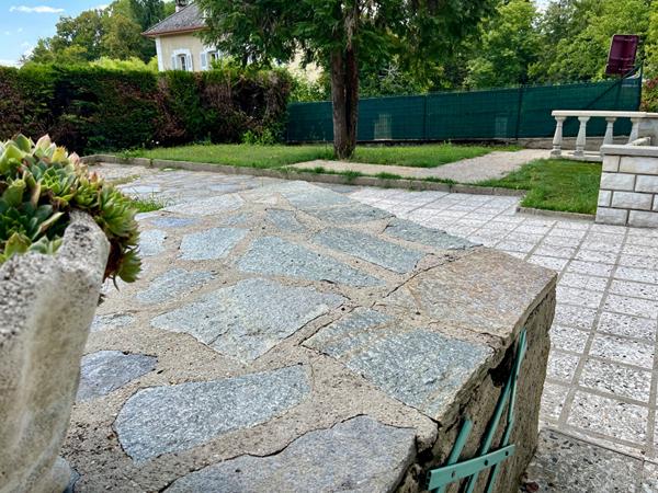 Une Maison de Caractère en pierre à Découvrir avec votre Nestenn Le Pont De Beauvoisin