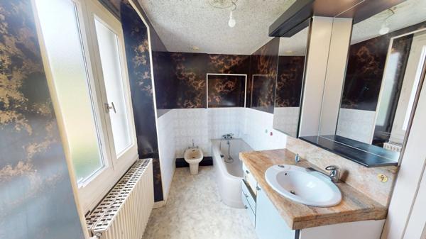 Une Maison de Caractère en pierre à Découvrir avec votre Nestenn Le Pont De Beauvoisin