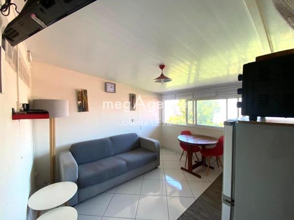 Immeuble à CAYENNE, 97300 - 355m²