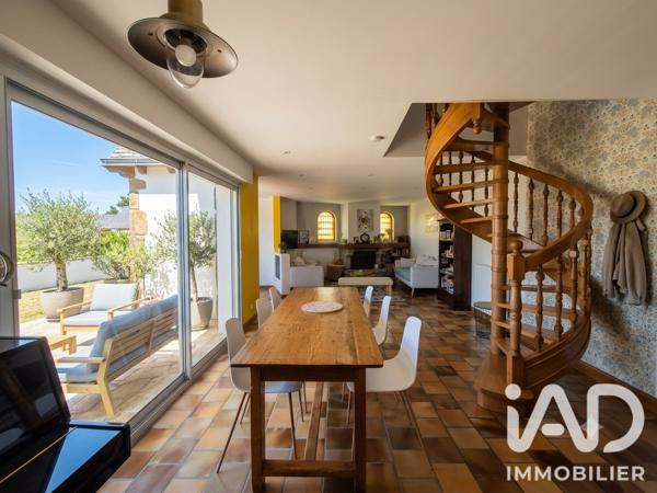 Maison à vendre 7 pièces 197 m² Binic-Étables-sur-Mer