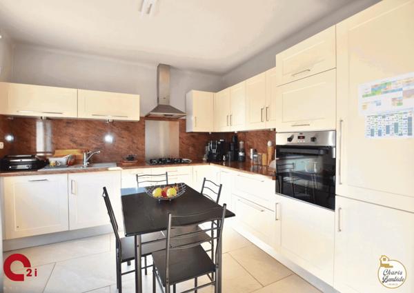 Maison 4 pièces - 110 m² Exclusivité efficity