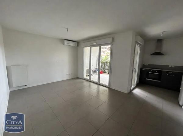 Appartement à louer 2 pièces 42.19m² Fréjus (83600)