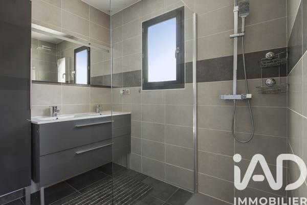 Maison à vendre 5 pièces 137 m² Ventabren