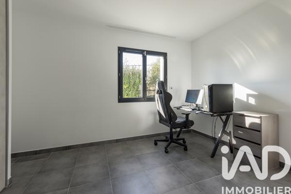 Maison à vendre 5 pièces 137 m² Ventabren