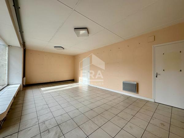 OPPORTUNITÉ RARE - ENSEMBLE IMMOBILIER AU CEUR DU GUA