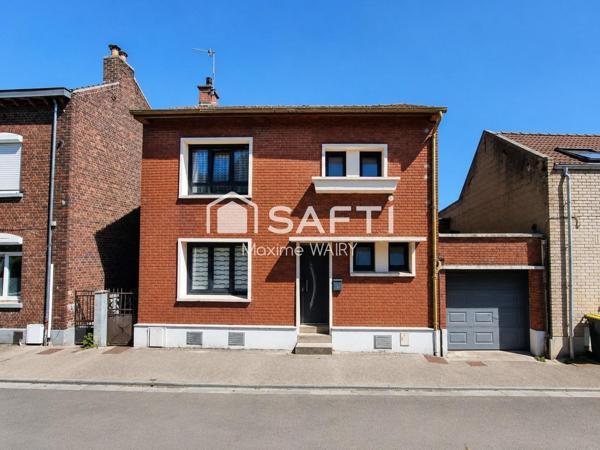 Maison semi plain-pied de 4 chambres – Magnifique jardin et garage