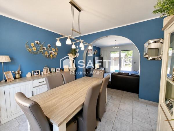 Maison semi plain-pied de 4 chambres – Magnifique jardin et garage