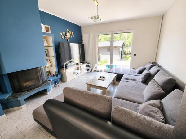 Maison semi plain-pied de 4 chambres – Magnifique jardin et garage