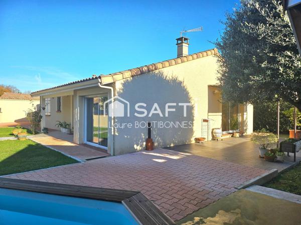 Maison de plain pied double garage et piscine