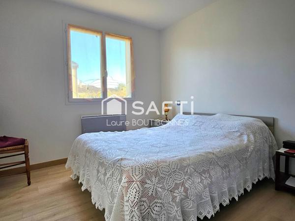 Maison de plain pied double garage et piscine