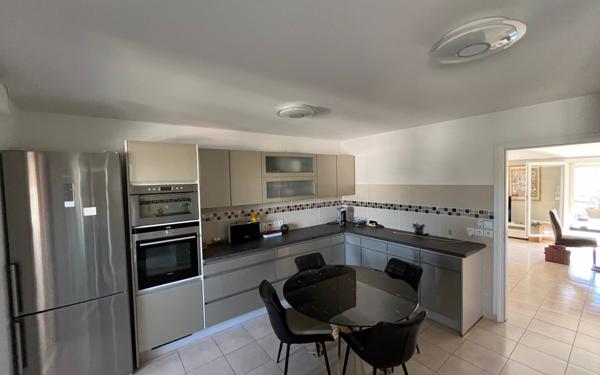 Appartement à vendre    4 pièces • 117 m2 La Seyne-sur-Mer