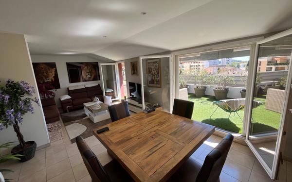 Appartement à vendre    4 pièces • 117 m2 La Seyne-sur-Mer