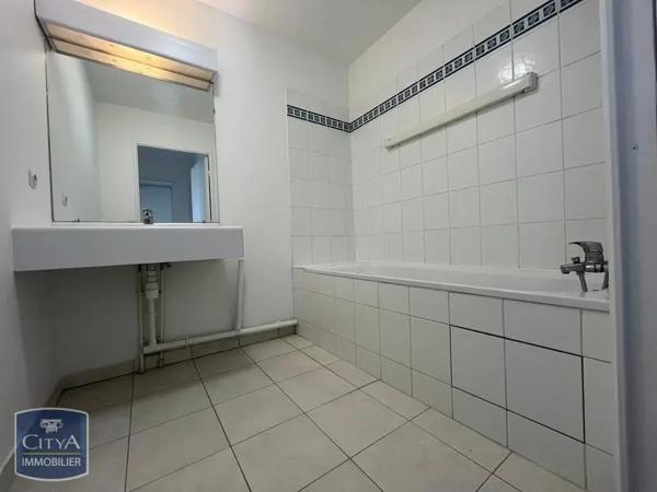Appartement à louer 2 pièces 51.27m² Arpajon (91290)