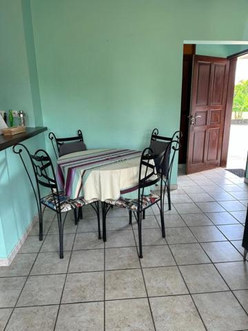 Appartement à CAYENNE, 97300 - 3 pièces 76m²