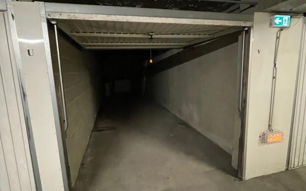 Stationnement à louer    Limoges