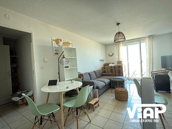 AGREABLE ET SPACIEUX T2 DE 43 M2 NON MEUBLE AVEC PARKING , Limoges
