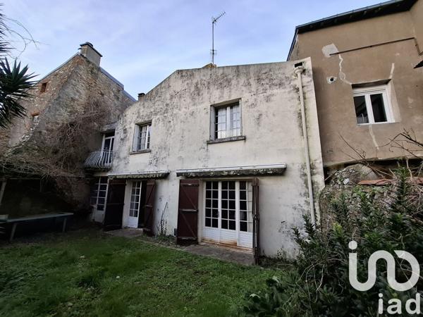 Maison de ville 10 pièces de 256 m² à Paimbœuf (44560)