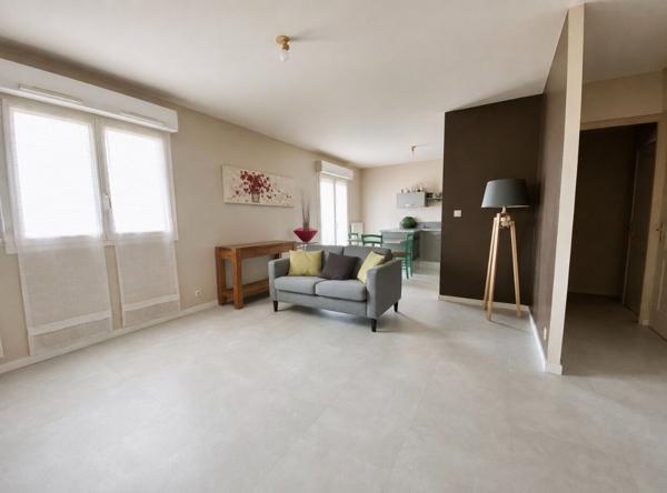 Appartement plein bourg -Saint Philbert De Grand Lieu - 3 pièce(s)