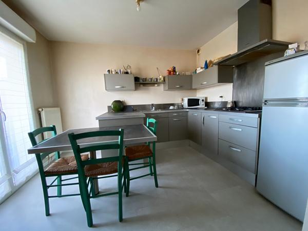 Appartement plein bourg -Saint Philbert De Grand Lieu - 3 pièce(s)