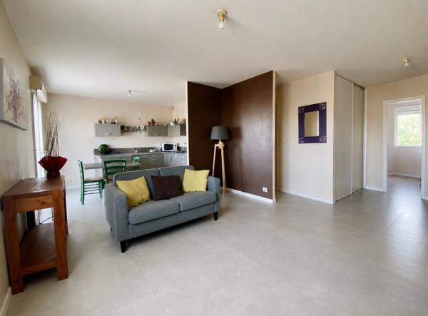 Appartement plein bourg -Saint Philbert De Grand Lieu - 3 pièce(s)