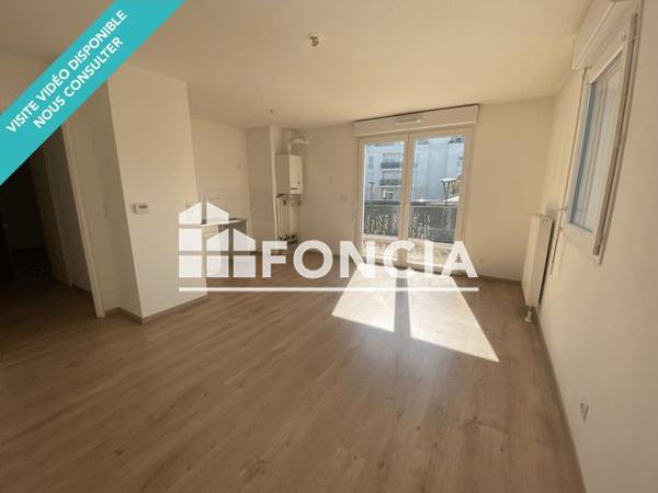 Location Appartement 4 pièces 86.8 m² - 53 RUE DE L'ANGUILLE Tours 37100