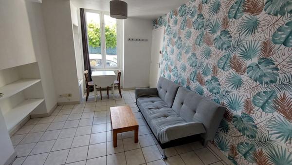 Maison comprenant 3 locatifs meublés sur Trélazé