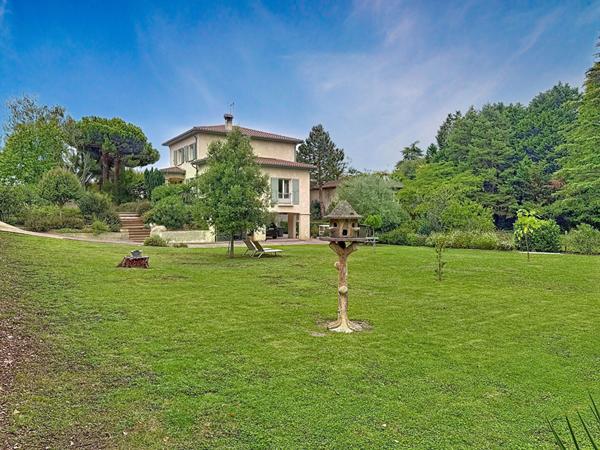 Maison T4 + T2 loué 31150 Fenouillet Calme et sans vis-à-vis 191m²