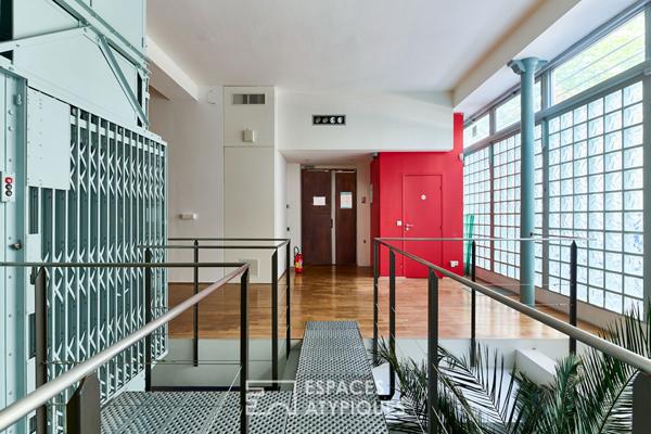Loft avec piscine et commercialité au Marché Saint-Martin