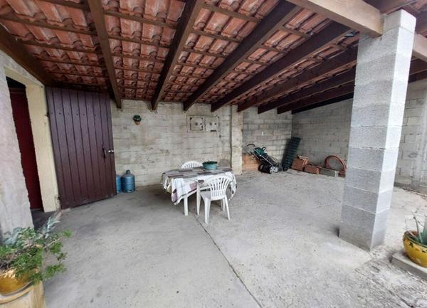 Maison à vendre    7 pièces •  Saint-Martin-de-Crau