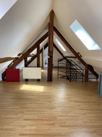 À VENDRE Appartement F5 duplex Provins centre-ville