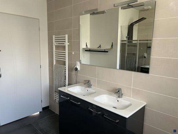 Maison neuve avec 3 chambres 10 minutes des plages