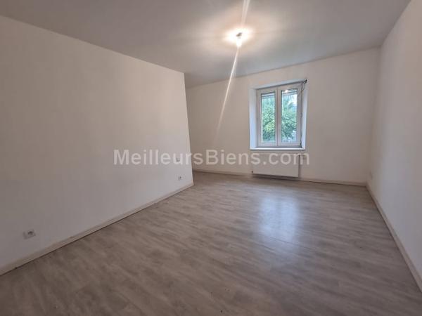 MAISON EN PARFAITE ETAT DE 120 M2 AVEC JARDIN ET GARAGE