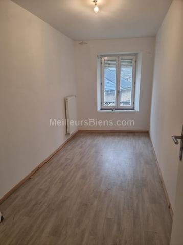 MAISON EN PARFAITE ETAT DE 120 M2 AVEC JARDIN ET GARAGE