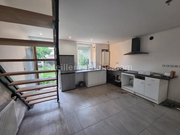 MAISON EN PARFAITE ETAT DE 120 M2 AVEC JARDIN ET GARAGE