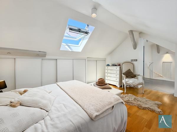 Maison de ville - 90 m2 habitables - 3 chambres, atelier/dépendance, terrasses, jardin - Montlhéry 91310