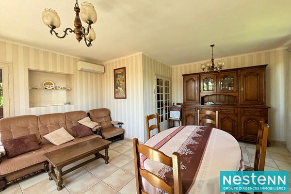 Maison Villeurbanne 5 pièce(s) 141 m2 - 500 m² de terrain et des dépendances