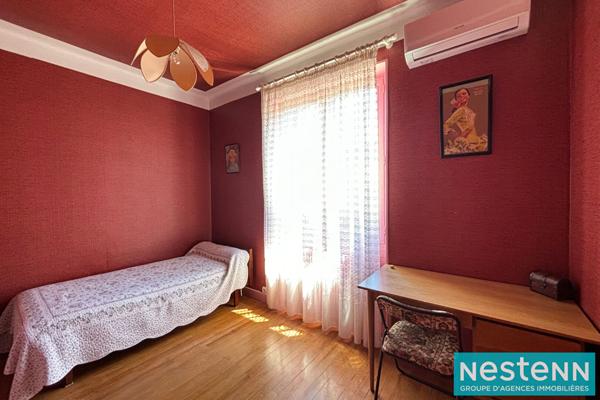 Maison Villeurbanne 5 pièce(s) 141 m2 - 500 m² de terrain et des dépendances