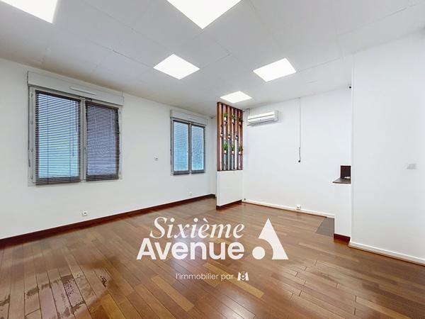 Local commercial 46.97 m2
